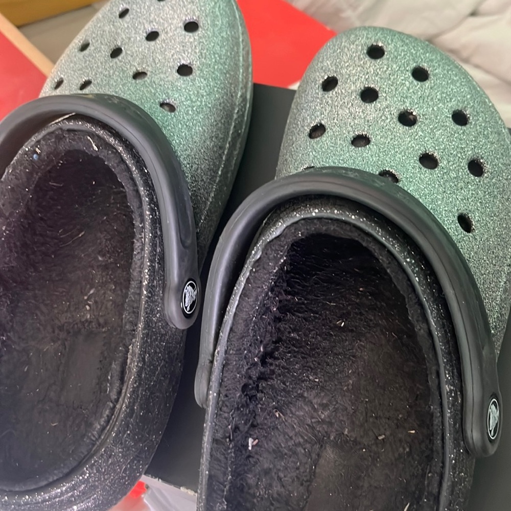Fur Crocs - Picture 4 of 4